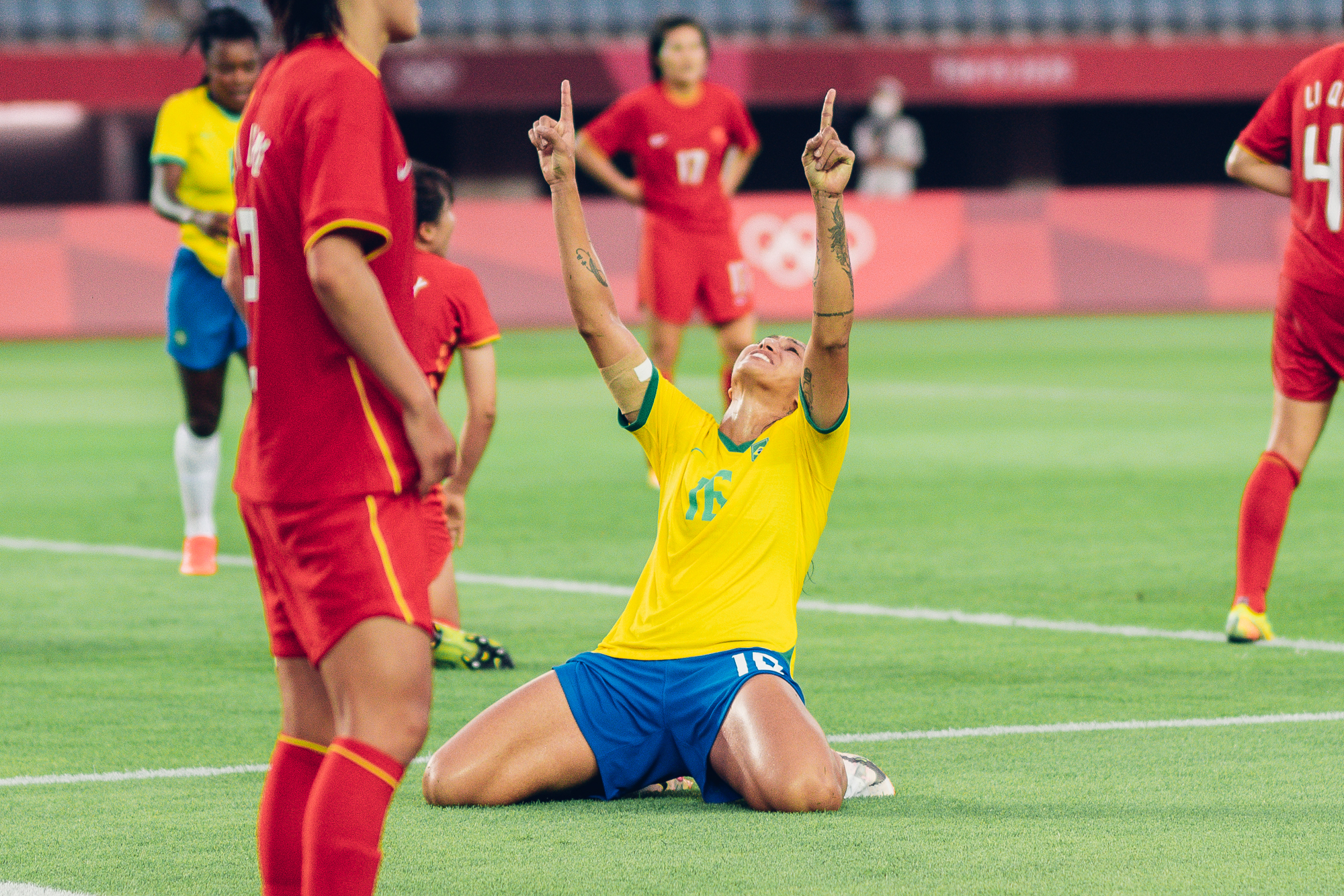 Bia Zaneratto destaca papel de referência e elogia jovens da Seleção feminina