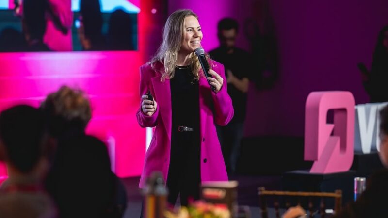 Camila Poiano será keynote na Fitness Brasil Expo 2026