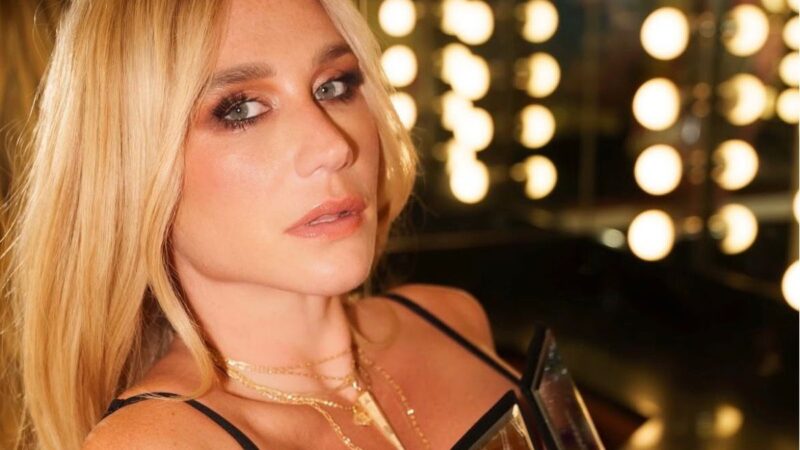 Kesha repudia uso de sua música em vídeo da Casa Branca que mostra bombardeio: “repugnante e desumano”