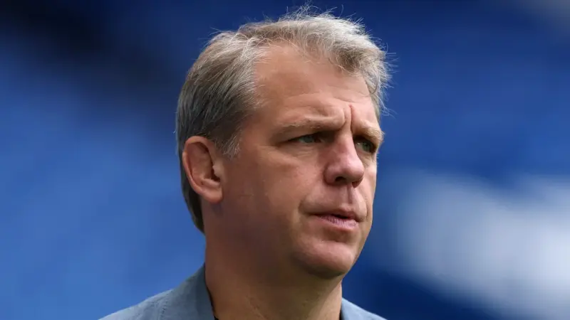 Chelsea deve mandar observadores ao Brasil para acompanhar Vitor Roque antes da Copa do Mundo