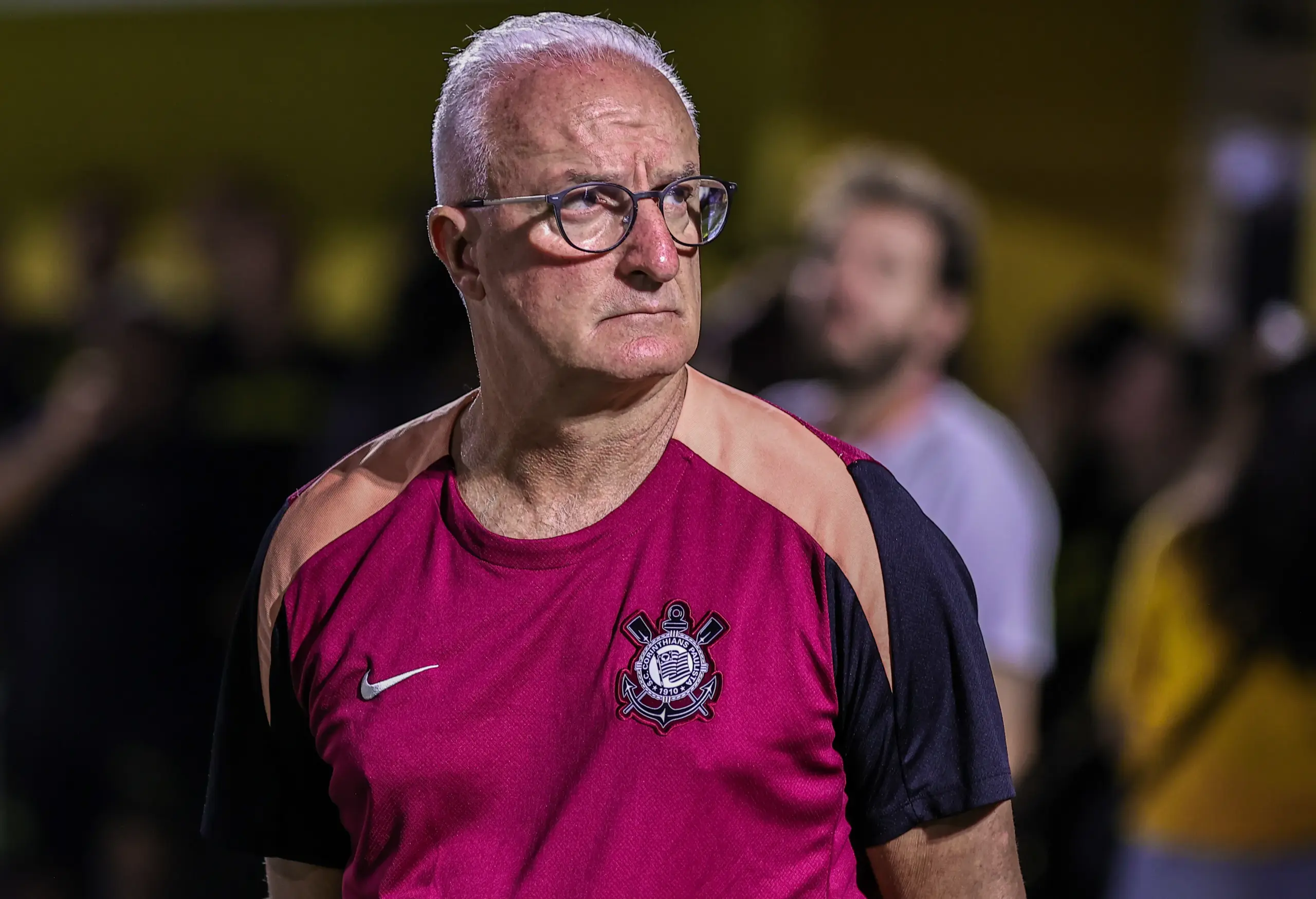 Tite surge como opção no Corinthians enquanto Dorival Júnior segue pressionado