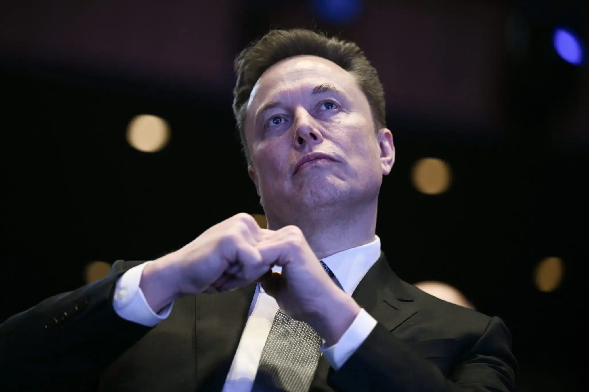 Elon Musk dispensa currículos e exige três tópicos para vagas na equipe de chips