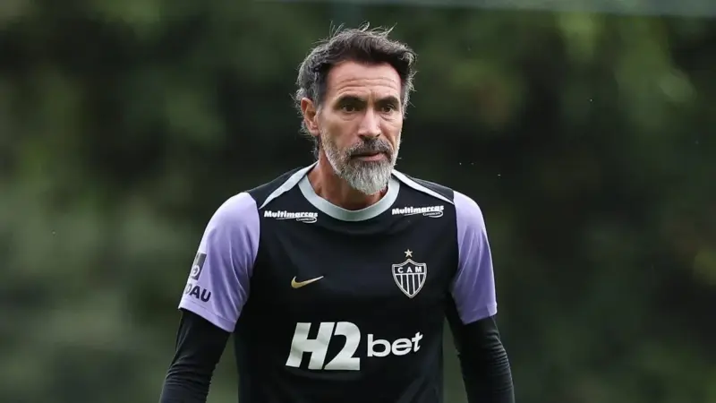 Atlético-MG corre contra o tempo para fechar dois reforços antes da janela terminar