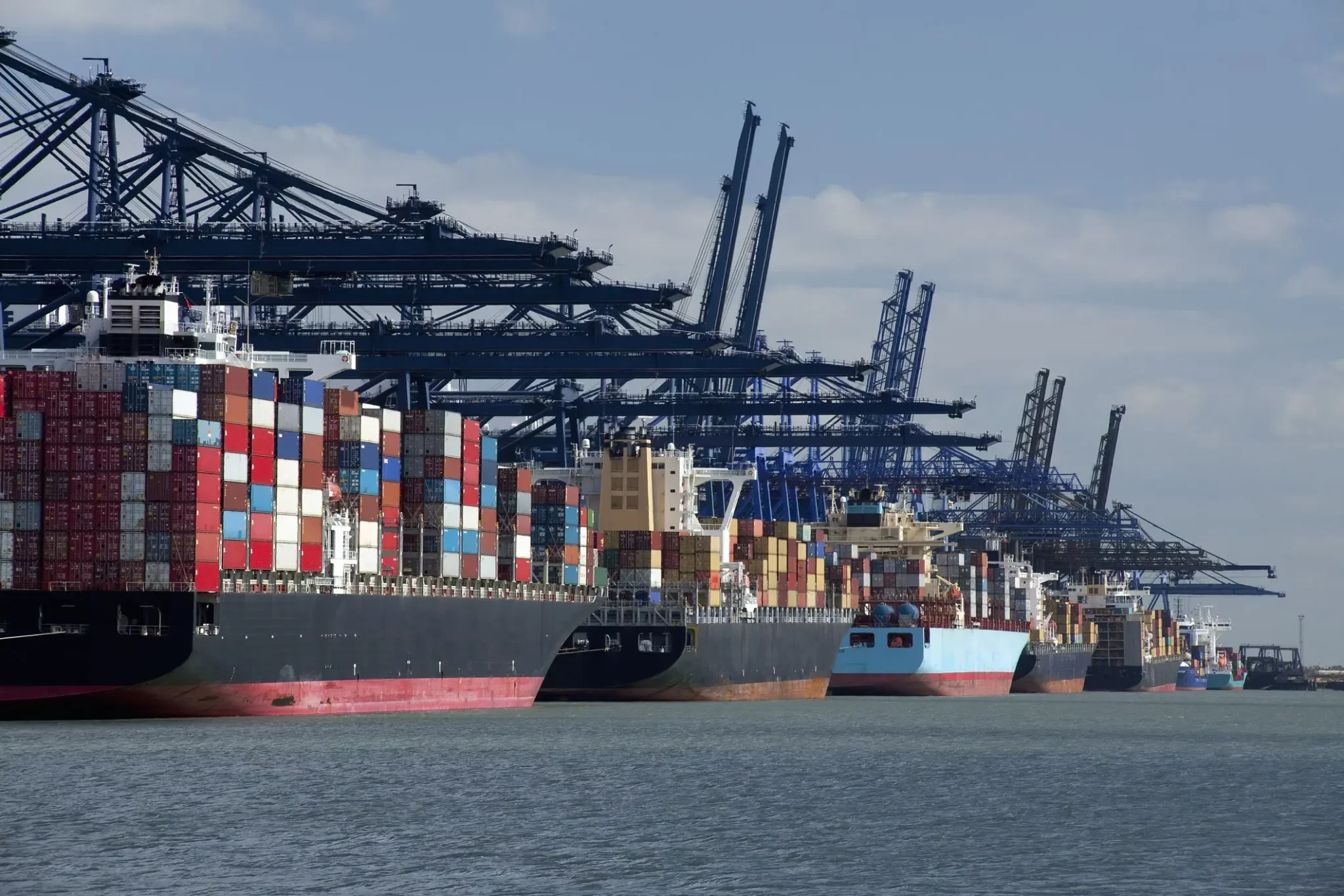 Porto de Santos: disputa por regras trava leilão do Tecon 10