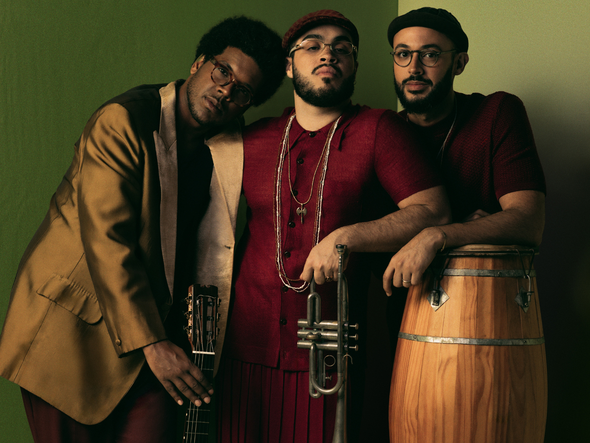 Gilsons detalham bastidores do segundo álbum “Eu Vejo Luz Em Maior Proporção Do Que Eu Vejo A Escuridão”