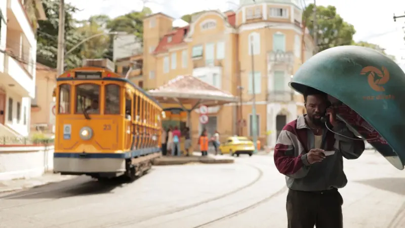 Homem em Chamas: série com Yahya Abdul-Mateen II chega ao Rio em trama de vingança e estreia em abril