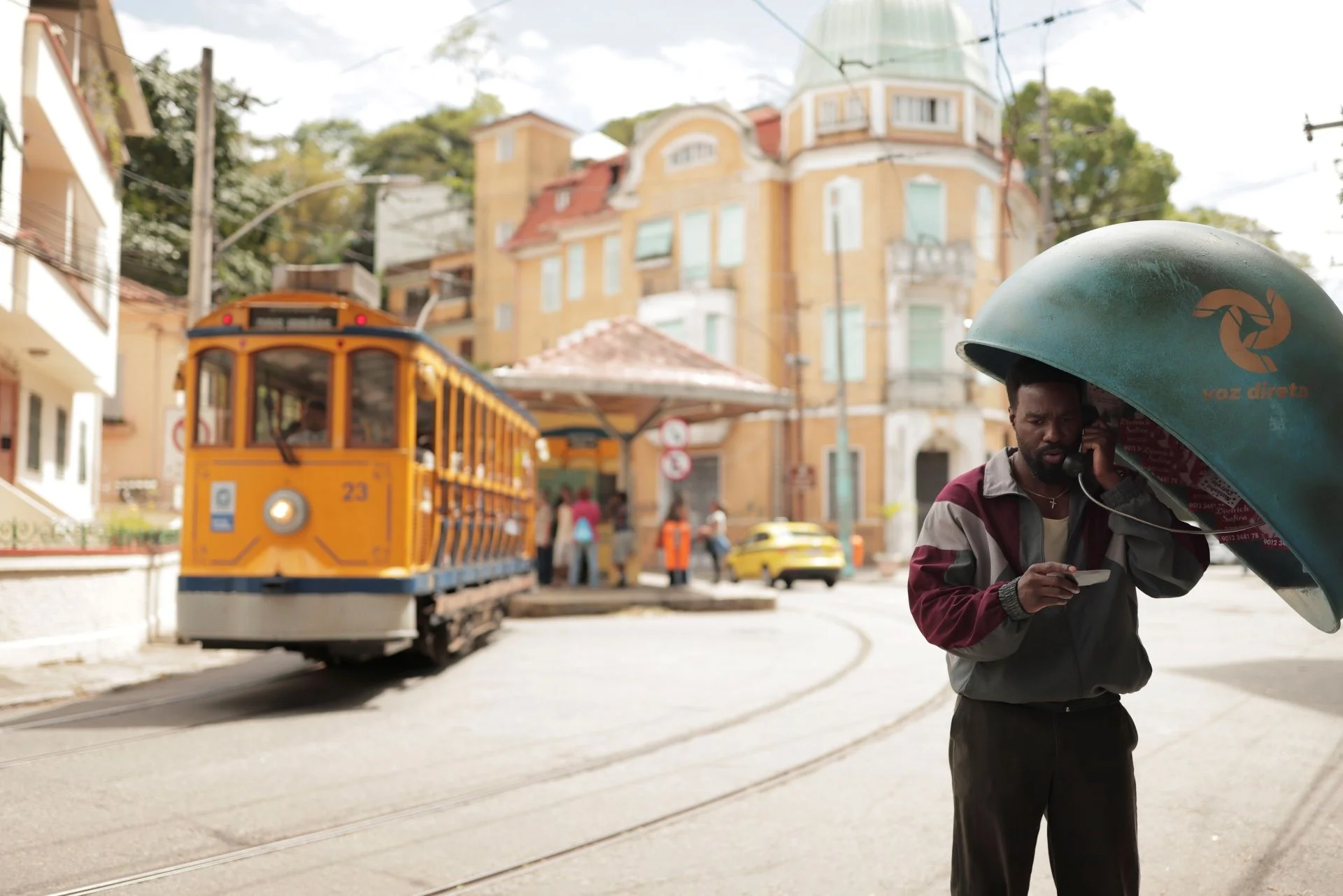 Homem em Chamas: série com Yahya Abdul-Mateen II chega ao Rio em trama de vingança e estreia em abril