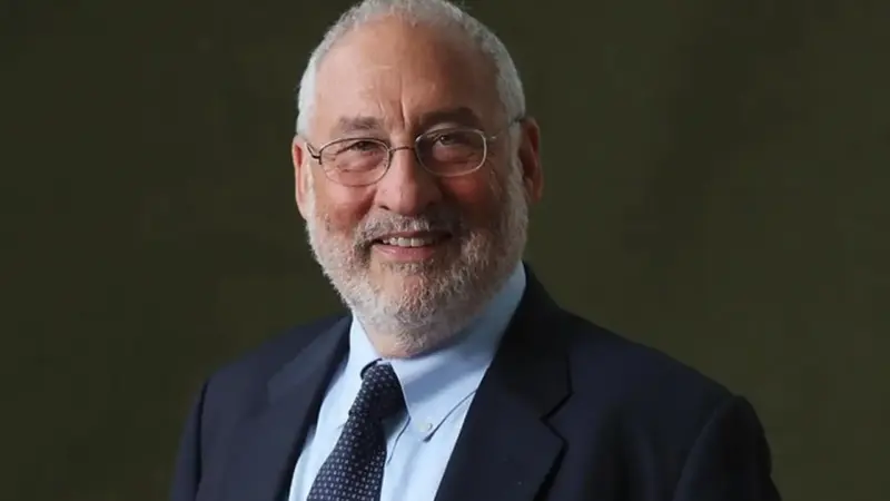 Nobel Joseph Stiglitz alerta que IA coleta “lixo” e ameaça o ecossistema de informação