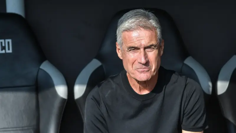 Escolhas de Luís Castro não funcionam e Grêmio perde por 2 a 1 para o Vasco