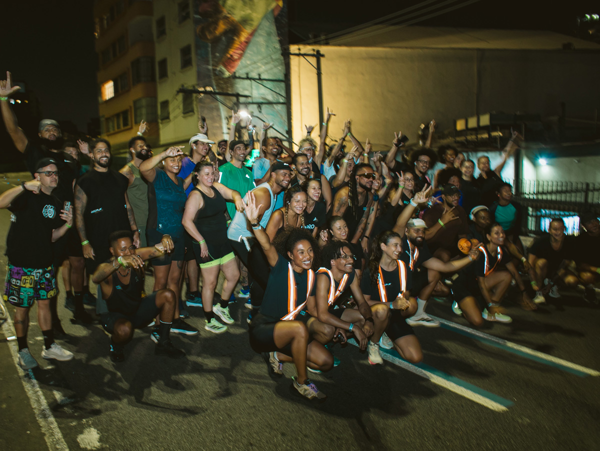 Rael lança álbum por meio de corrida coletiva e apresenta experiência AUDISOMOS
