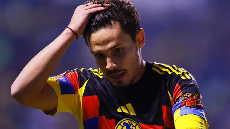 Raphael Veiga enfrenta críticas no México e situação repercute entre palmeirenses
