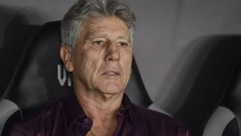 Renato Gaúcho testa Marino Hinestroza e Adson para substituir Andrés Gómez no Vasco