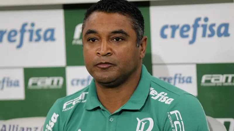São Paulo encaminha contratação de Roger Machado para substituir Hernán Crespo, apesar de rejeição da torcida