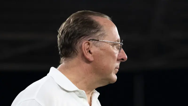 John Textor provoca o Flamengo ao lembrar Botafogo como único tetracampeão carioca