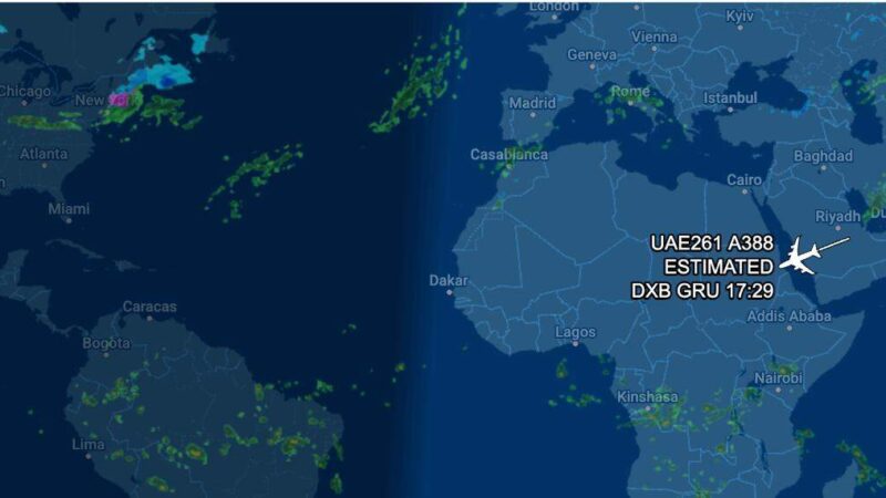 Primeiro voo de repatriação saindo de Dubai rumo a São Paulo está a caminho de Guarulhos