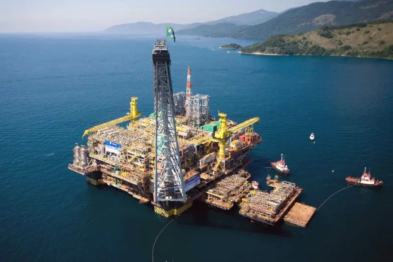 Crise no Oriente Médio pode aumentar exportações de petróleo brasileiras