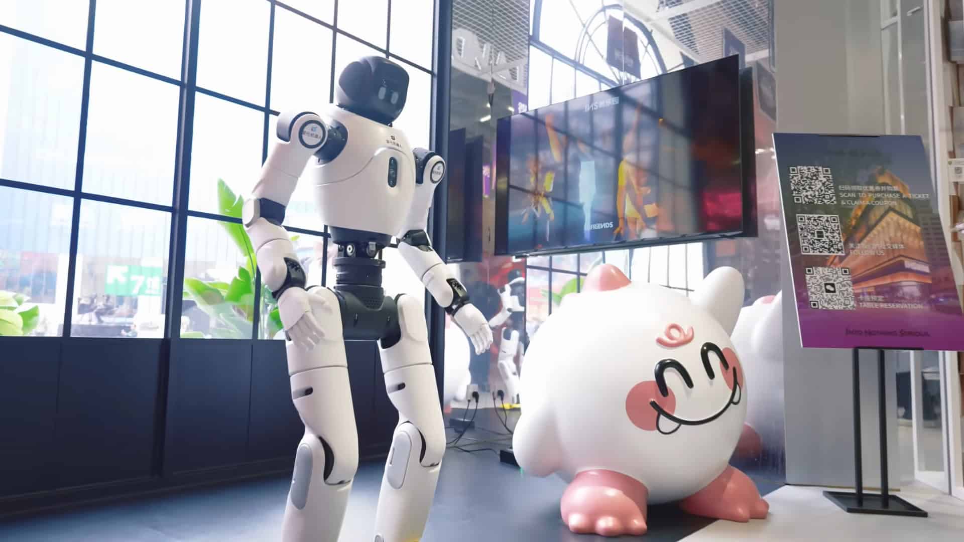 Robô humanoide entra em pane durante apresentação e causa estrago em restaurante de Cupertino