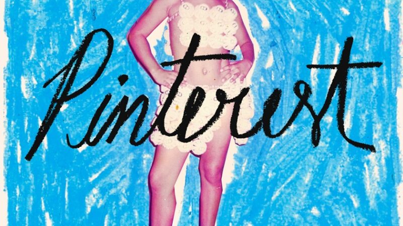 Anitta viraliza ao incentivar fãs a recriar capa de “Pinterest” com fotos de infância