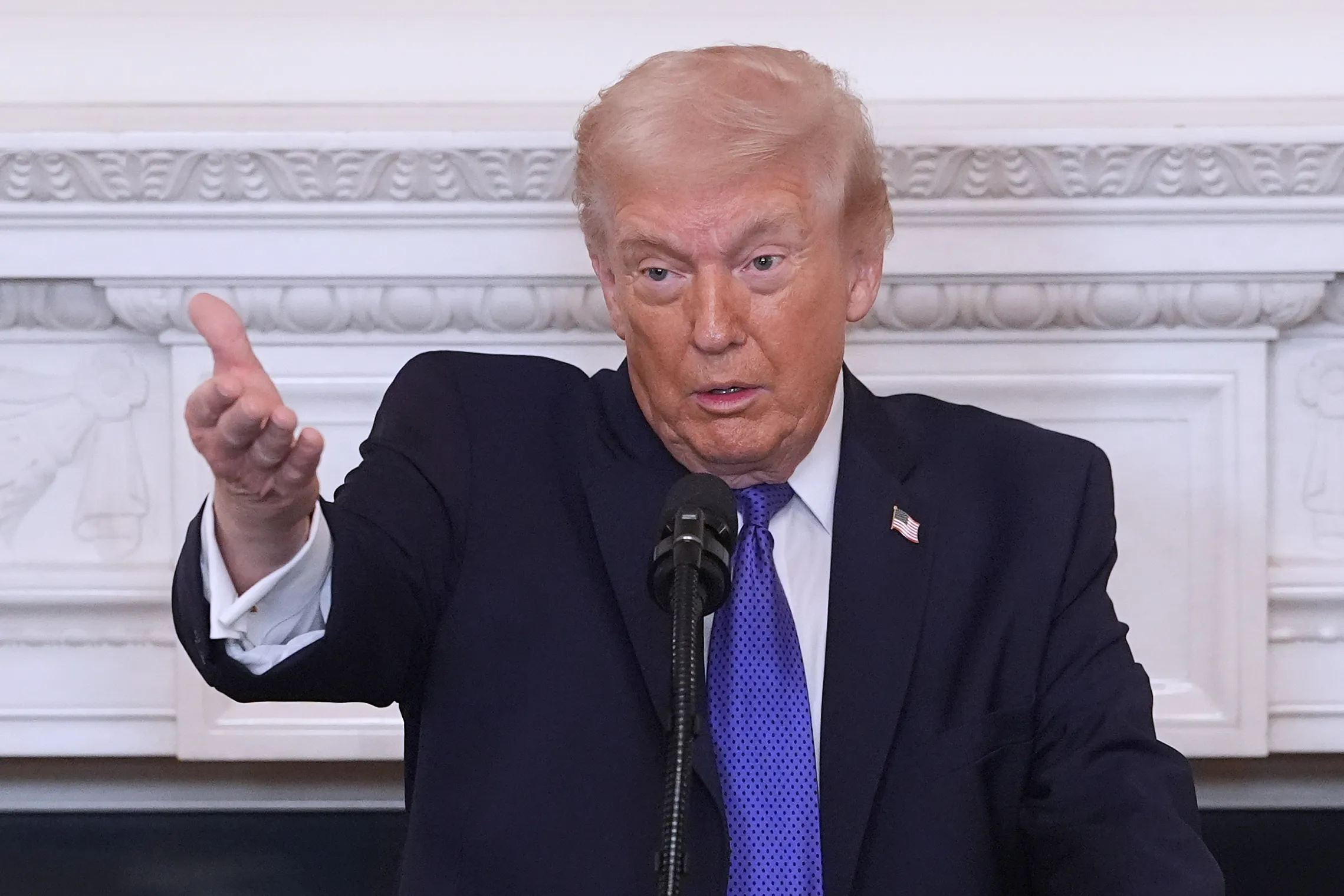 Trump diz que não aceitará acordo com o Irã salvo por “rendição incondicional”