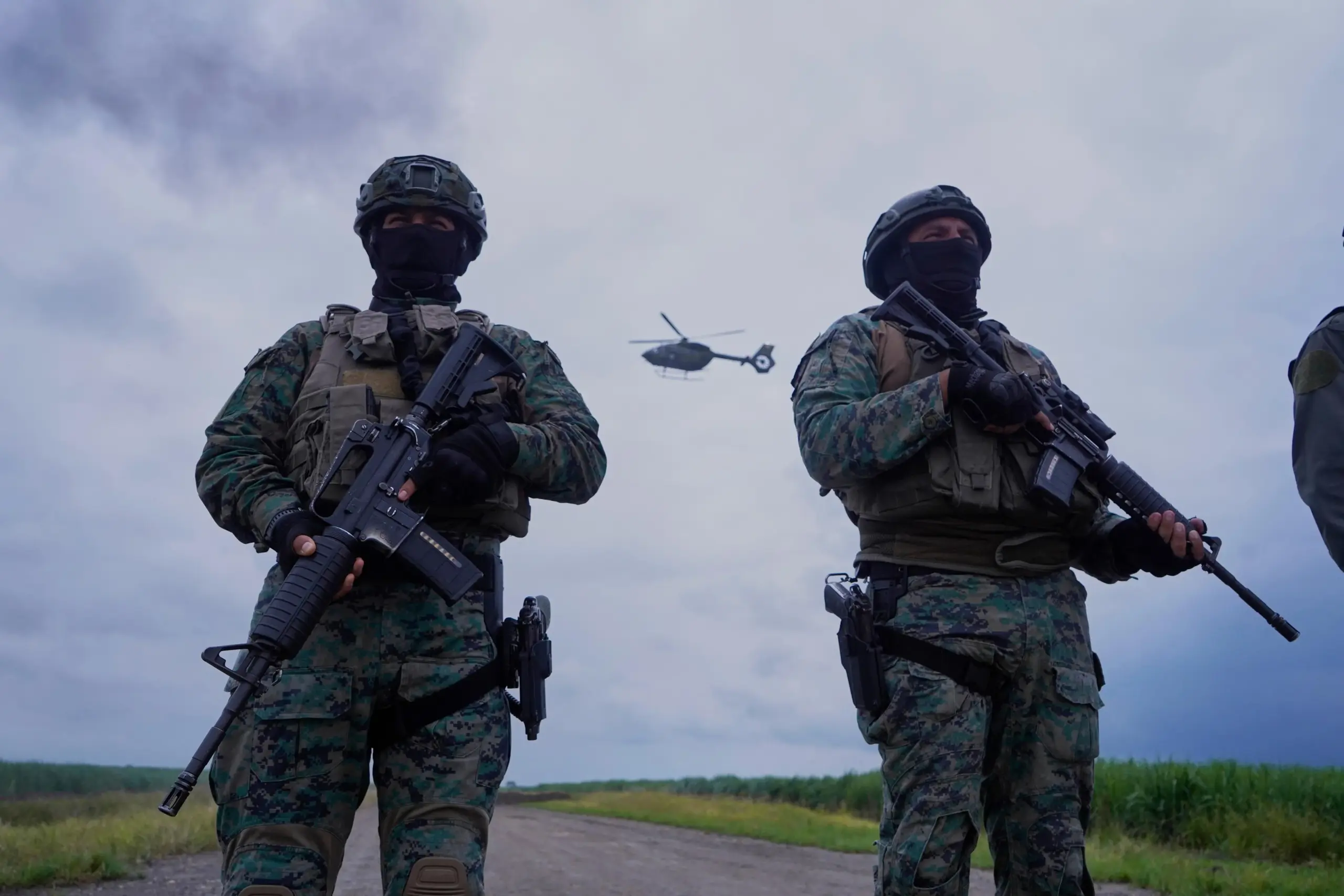 Colômbia acusa Equador de bombardeio; presidente equatoriano afirma que ação ocorreu em solo do país