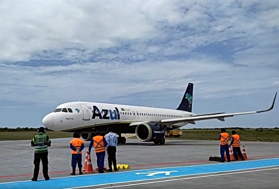 Governo do Ceará e Azul anunciam nova rota para ampliar conexões com Sudeste