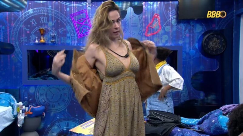 Ana Paula Renault enfrenta produção do BBB 26 e recusa figurino antes da festa
