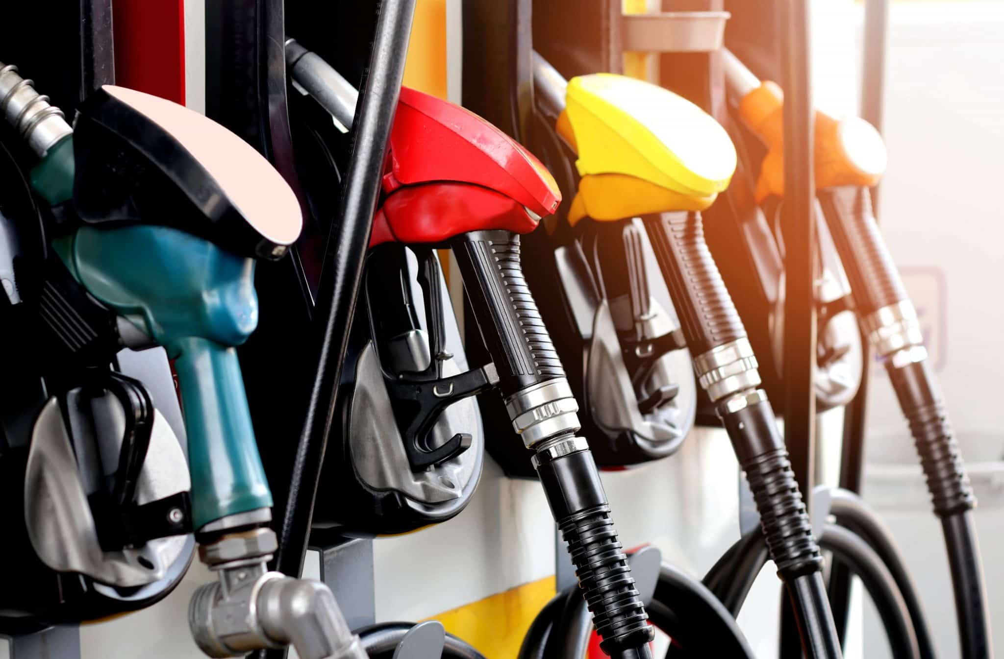 Por que fabricantes não lançam carros 100% a etanol