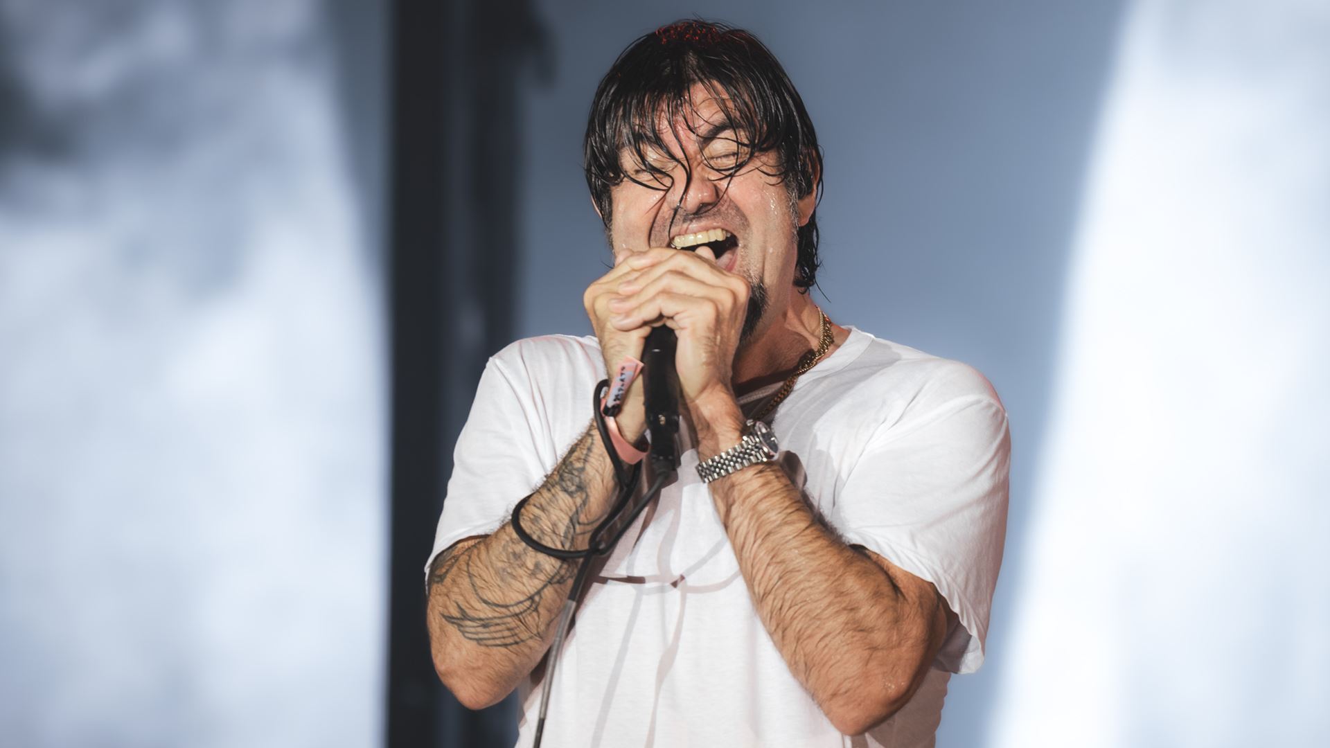 Deftones confirma show de abertura no Lollapalooza Brasil com possível setlist e detalhes