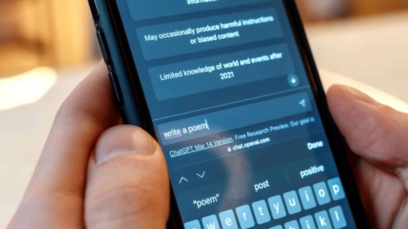 OpenAI lança GPT-5.3 Instant com foco em tom de conversa e menor “cringe”