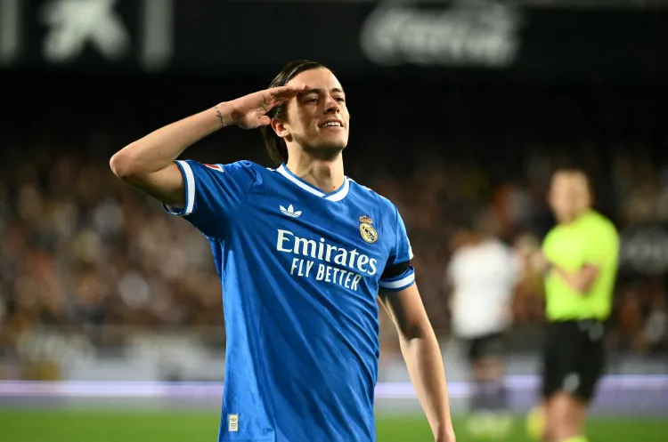 Real Madrid perde Álvaro Carreras por lesão e terá desfalques nas oitavas da Champions