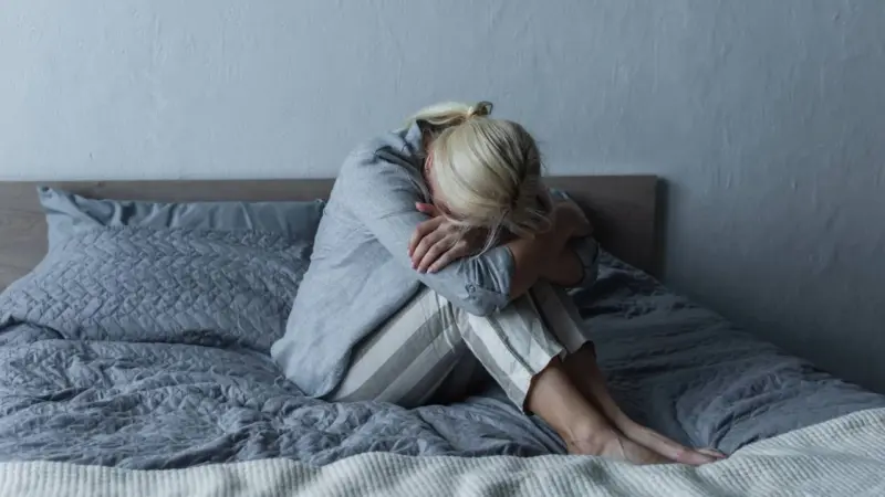 Menopausa afeta também o equilíbrio emocional: como a queda hormonal altera o humor