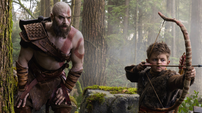 Ator que interpreta Kratos responde a críticas pela primeira imagem da série live-action de God of War