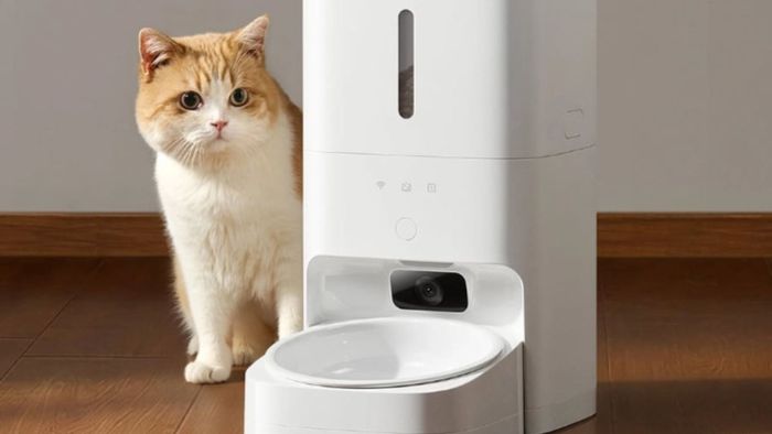 Xiaomi lança alimentador inteligente com câmera e IA para monitoramento de pets
