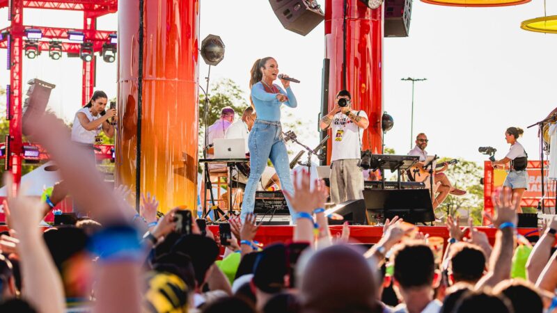 Ivete Sangalo leva a turnê “Ivete Clareou” pela primeira vez a Portugal