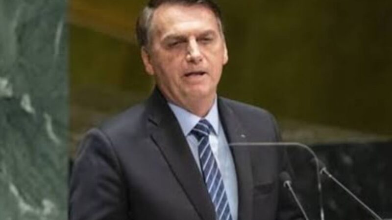 Ex-presidente Jair Bolsonaro internado em UTI no DF com broncopneumonia