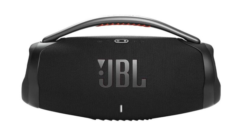 JBL Boombox 3 com desconto na Amazon; veja características e preço