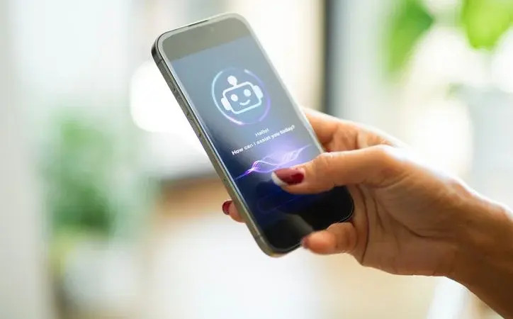 Bots de IA podem reforçar delírios psicóticos, aponta estudo