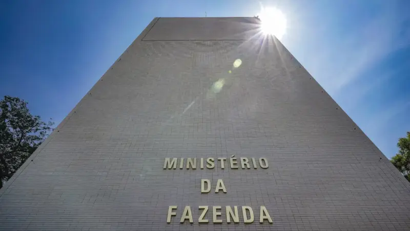 Governo determina bloqueio de R$ 1,6 bilhão no Orçamento de 2026