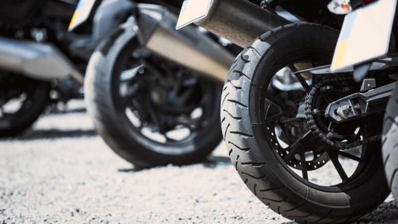 Vendas de motocicletas crescem 10% em fevereiro e sustentam expansão do setor no Brasil