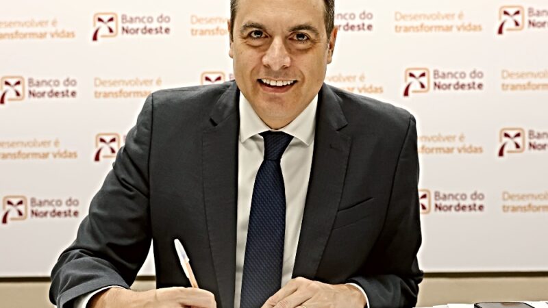 Paulo Câmara é empossado presidente do BNB com foco na ampliação do crédito