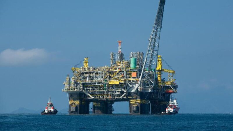 Petrobras recomprará 50% e retoma 100% da produção em dois campos na Bacia de Campos