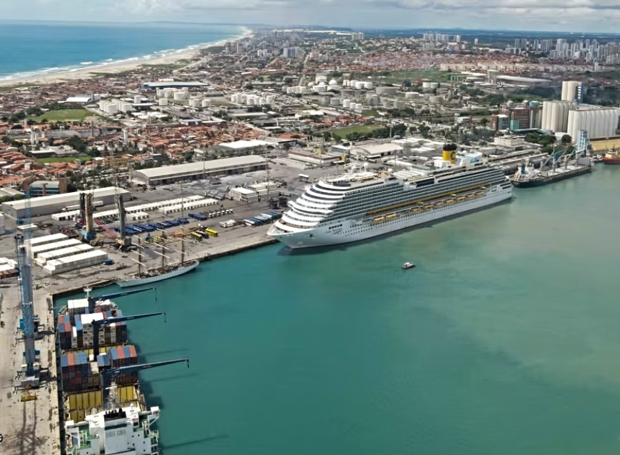 CDC contrata leiloeiro para vender bens inservíveis e liberar áreas no Porto de Fortaleza