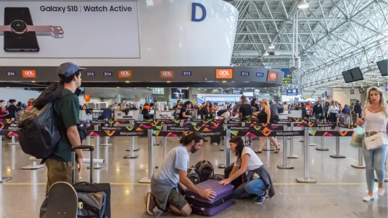Marca Leader vai a leilão às 12h20 para tentativa de abatimento de dívida bilionária