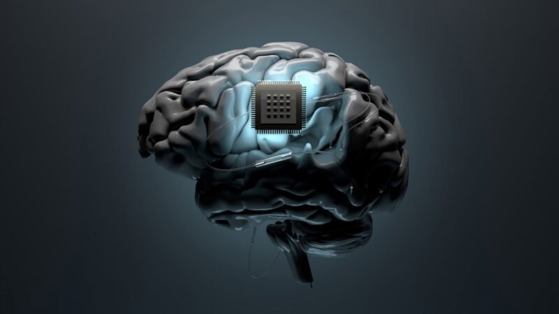 China libera primeiro implante cerebral invasivo para uso comercial