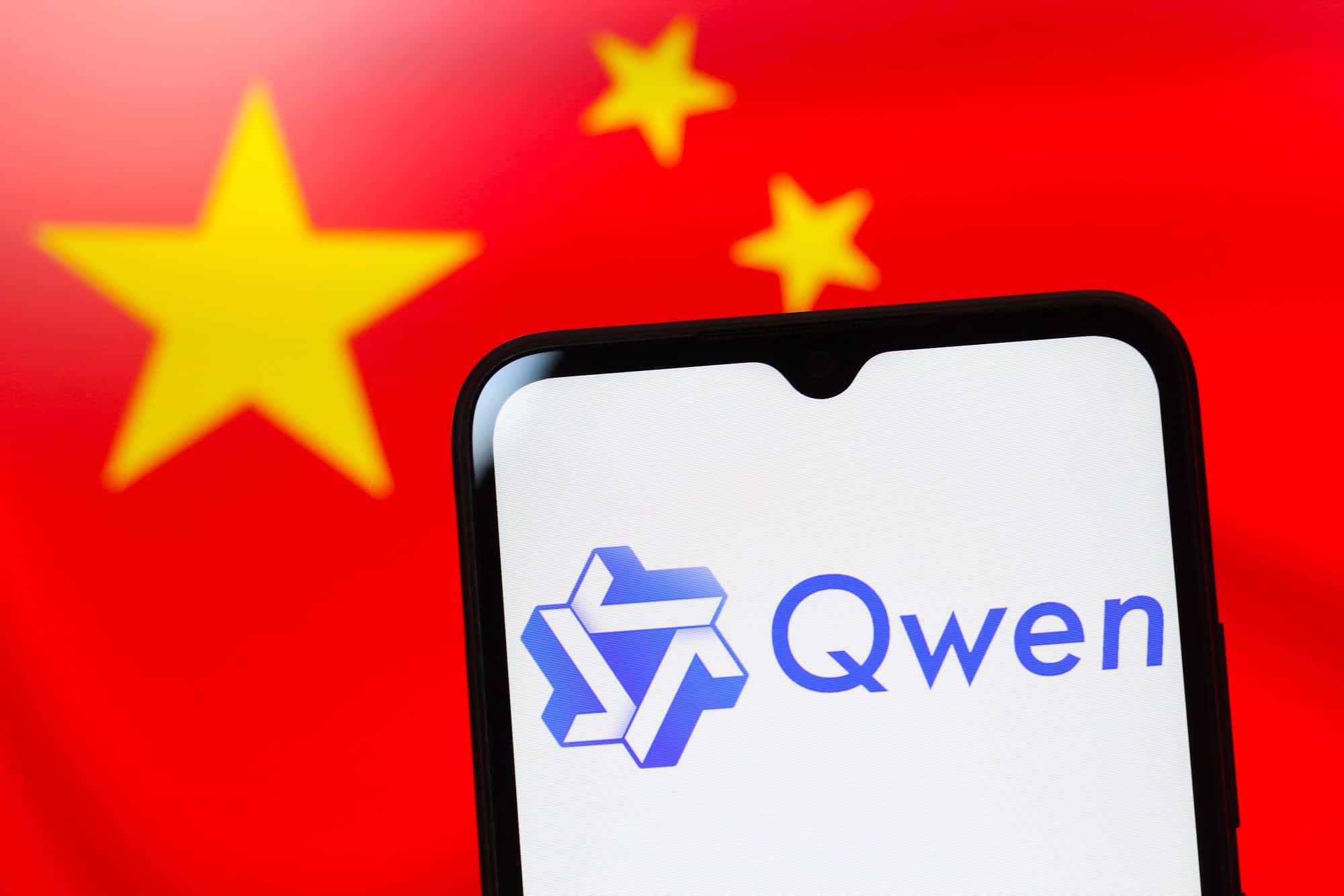 China amplia vantagem em IA de código aberto e pressiona liderança dos EUA