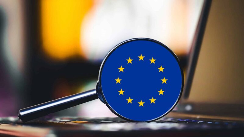 Europa enfrenta dificuldades práticas para regulamentar inteligência artificial