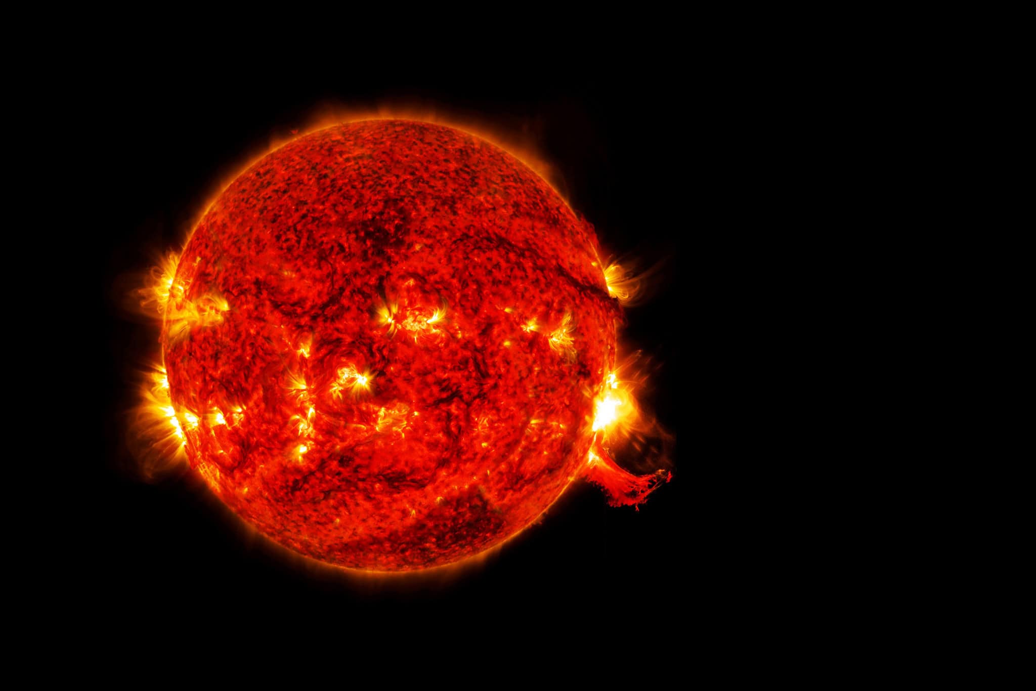 Astronautas da Artemis 2 terão protocolo para se proteger de tempestades solares