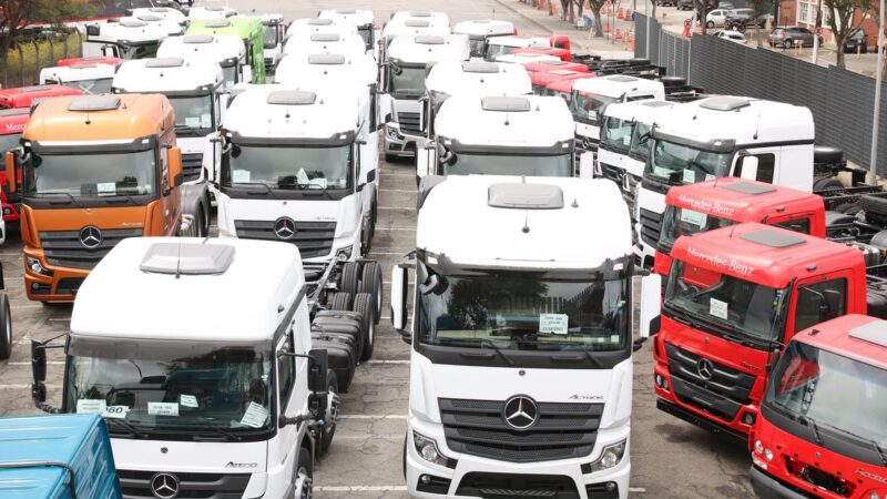 Governo amplia fiscalização do frete e negocia redução do ICMS do diesel para evitar paralisação