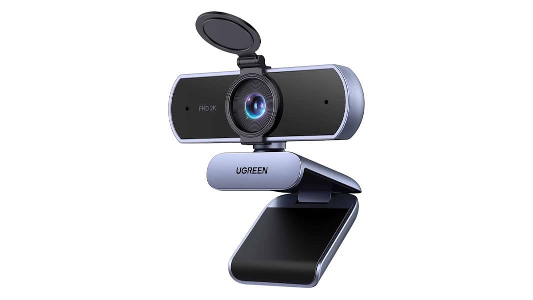 Webcam UGREEN 2K Ultra HD com microfone integrado e capa de privacidade