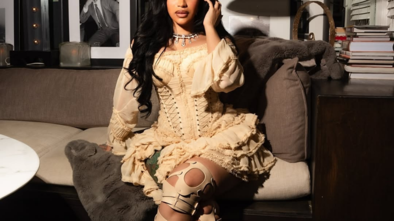 Cardi B afirma ter sido vítima de fraude de US$ 60 mil no cartão de crédito